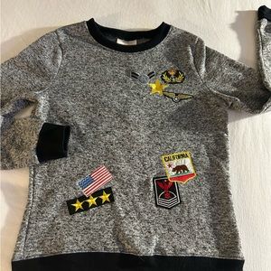 Long sleeve sweater size small American 🇺🇸